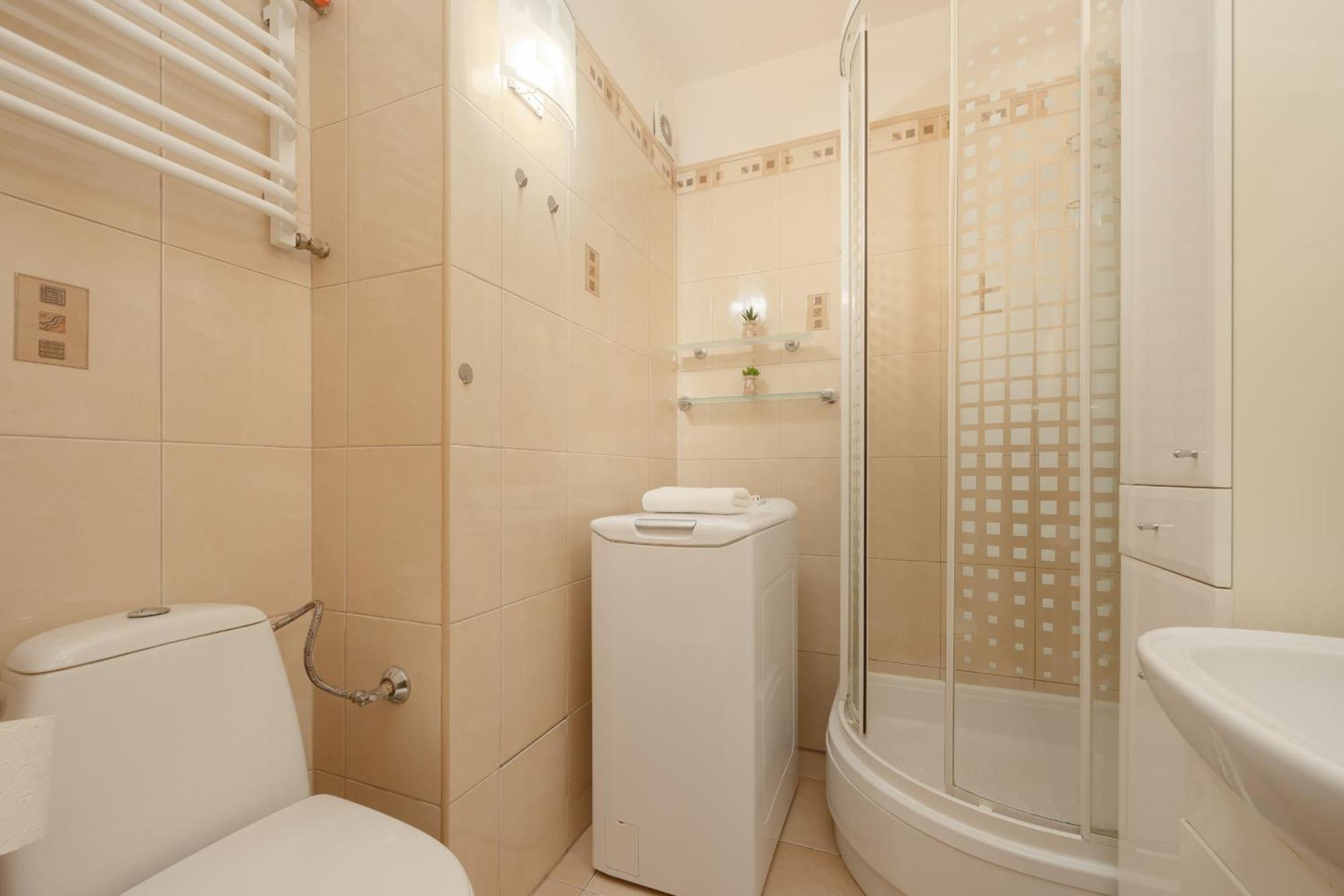 Apartment With Balcony For 2 People In By Renters Warsaw